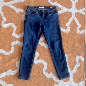 Banana Republic woman's skinny ankle jeans size 26S